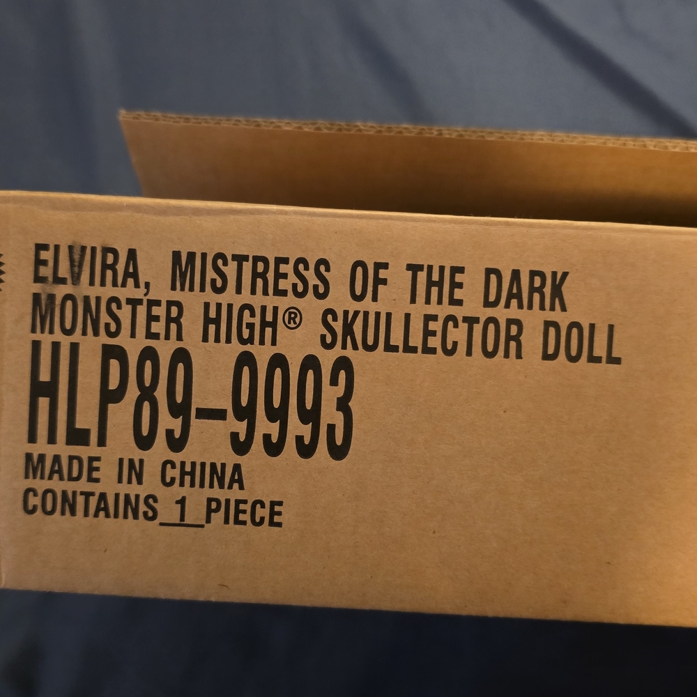 Monster High Skullector Doll